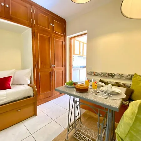 Airport Flat 7 By Homing *
